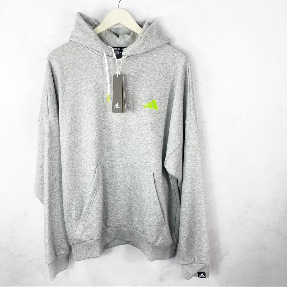 [Adidas] The Cloud 3-Stripes Graphic Hoodie